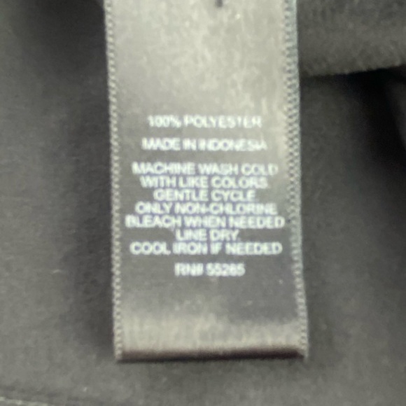 Express black pleated front keyhole neck LS blouse, M - Picture 6 of 13